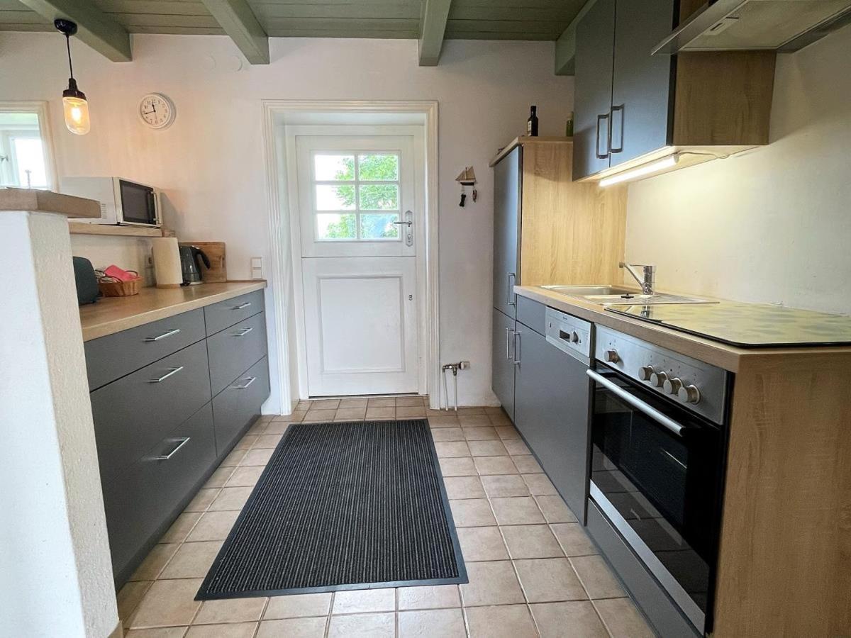 Das Puppenhaus, Reetdach, Sauna, Kamin, Eingezaeunt, Badewanne, Haustiere Willkommen Emmelsbull-Horsbull Ngoại thất bức ảnh