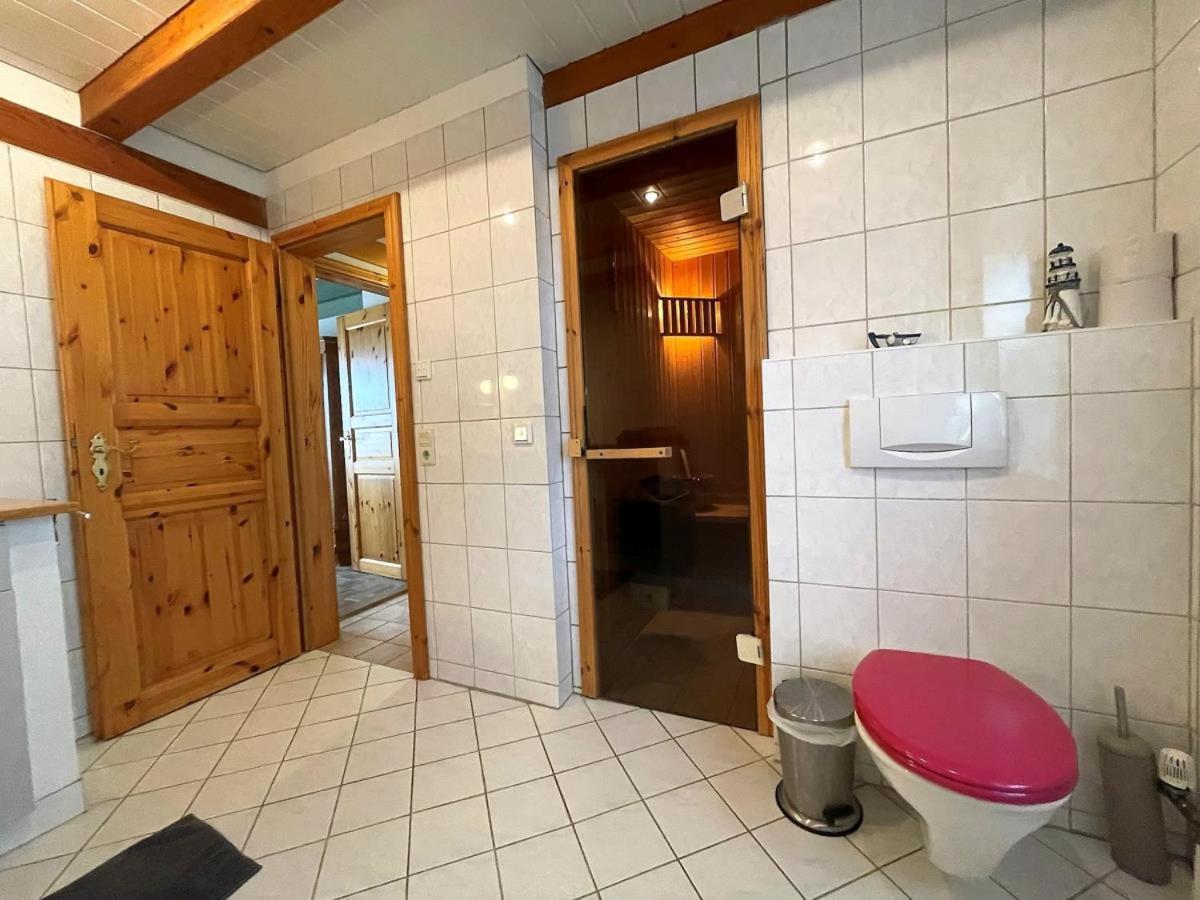 Das Puppenhaus, Reetdach, Sauna, Kamin, Eingezaeunt, Badewanne, Haustiere Willkommen Emmelsbull-Horsbull Ngoại thất bức ảnh