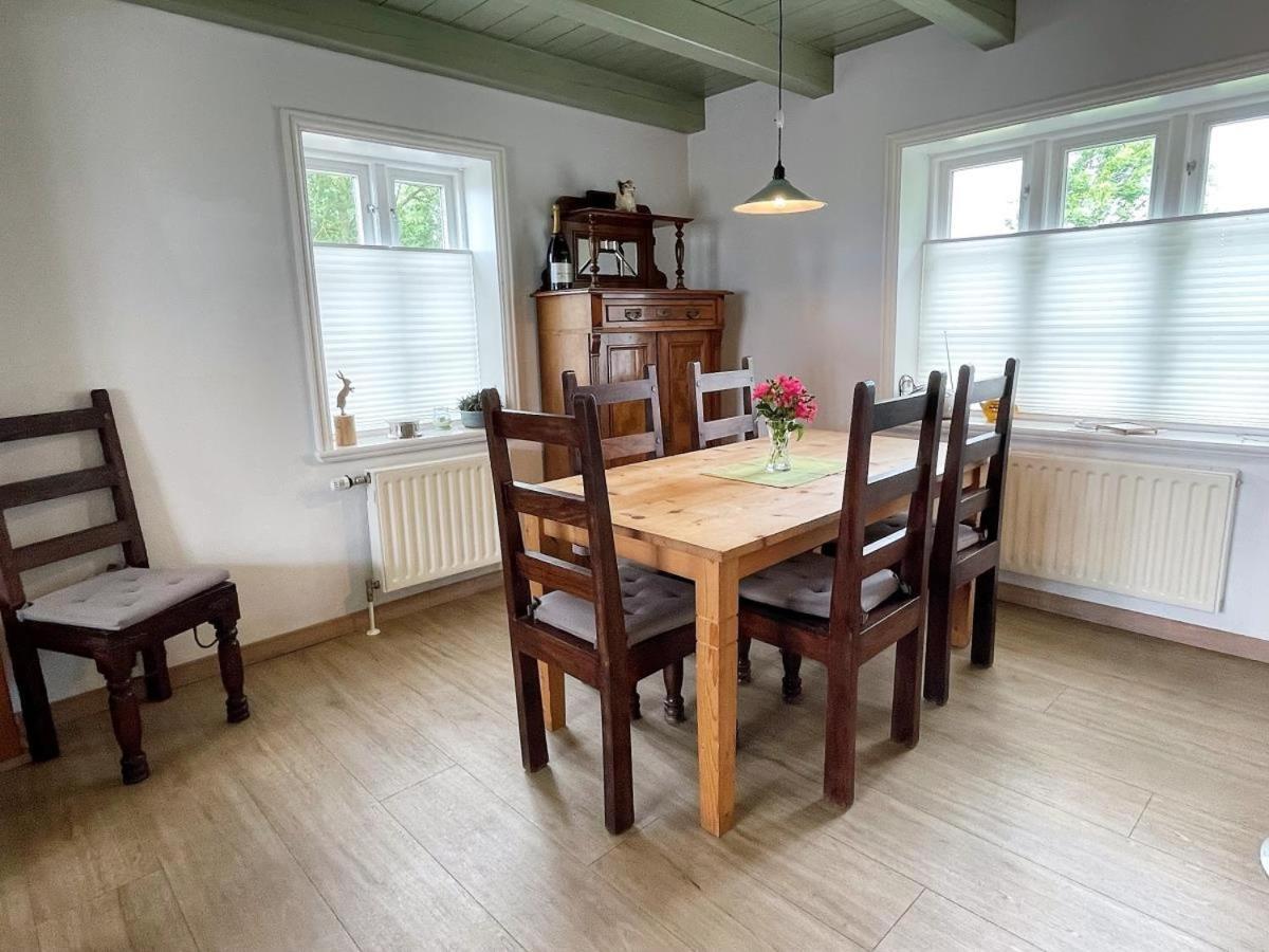 Das Puppenhaus, Reetdach, Sauna, Kamin, Eingezaeunt, Badewanne, Haustiere Willkommen Emmelsbull-Horsbull Ngoại thất bức ảnh