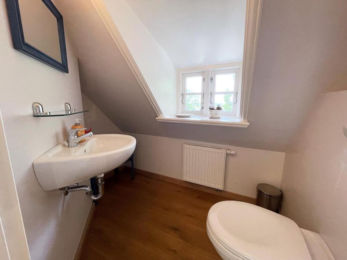 Das Puppenhaus, Reetdach, Sauna, Kamin, Eingezaeunt, Badewanne, Haustiere Willkommen Emmelsbull-Horsbull Ngoại thất bức ảnh